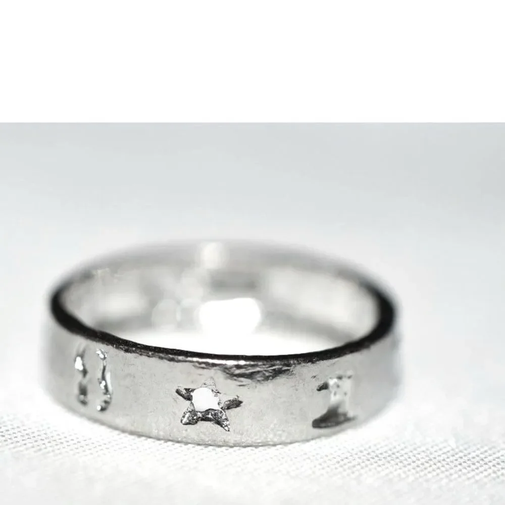 NWOT Numbers/Symbols Silver Tone Size 8 Band Unisex Trendy Ring